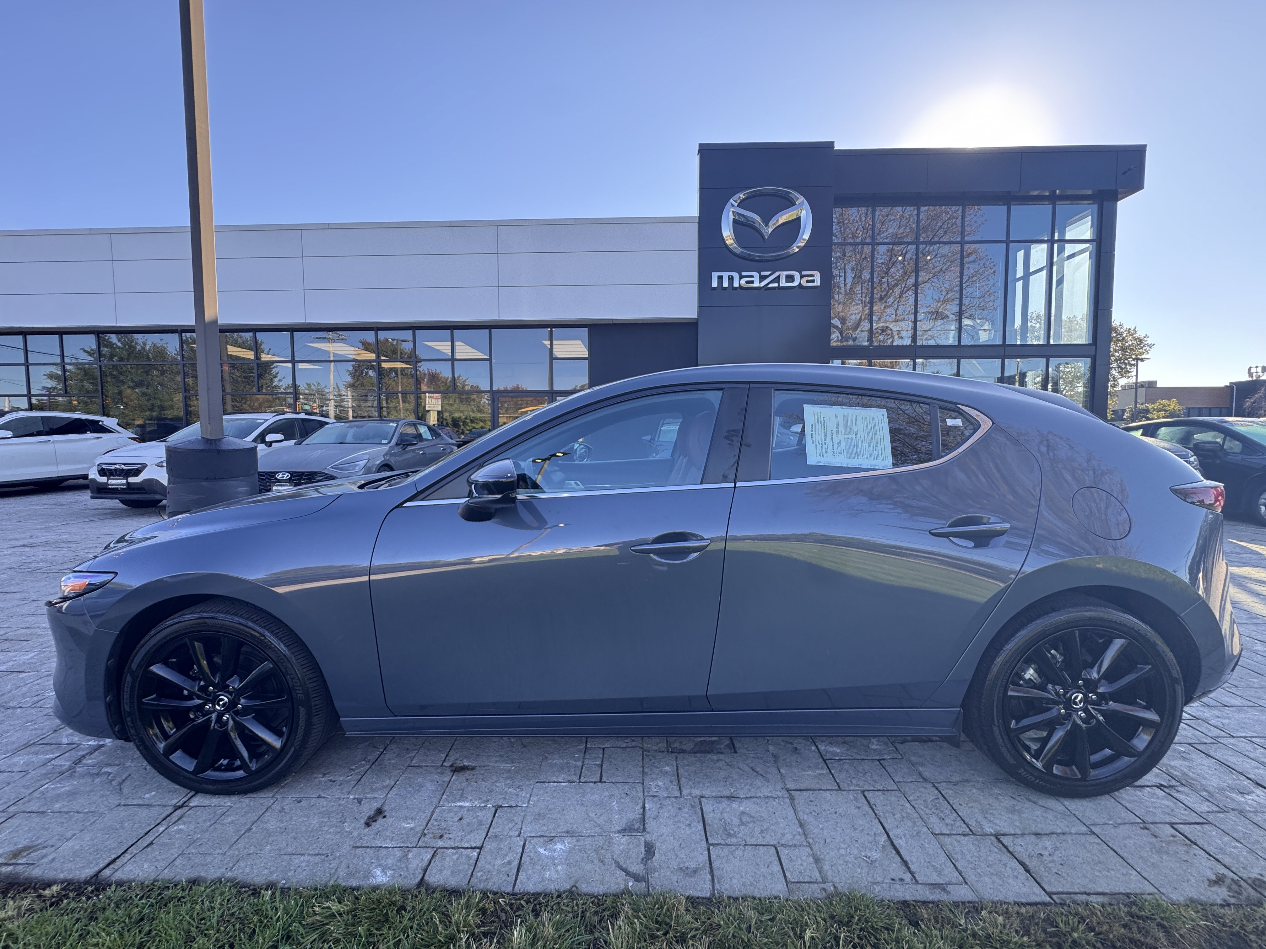 Certified 2022 MAZDA MAZDA3 s FWD image 4