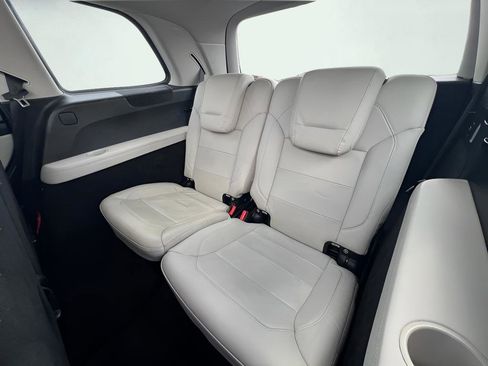 Used 2018 Mercedes-Benz GLS 450 4MATIC image 19