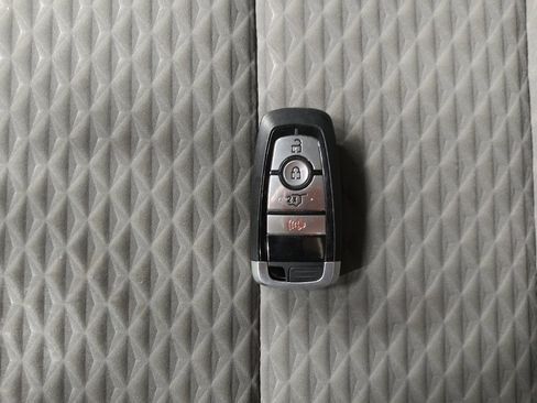 Used 2022 Ford Escape SE w/ Convenience Package image 32