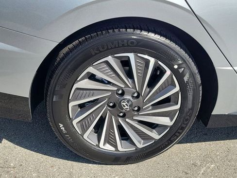 New 2026 Hyundai Sonata SEL FWD image 31