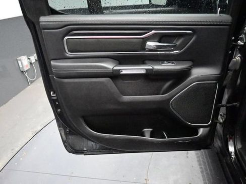 Used 2024 RAM 1500 Laramie AWD/4WD image 14