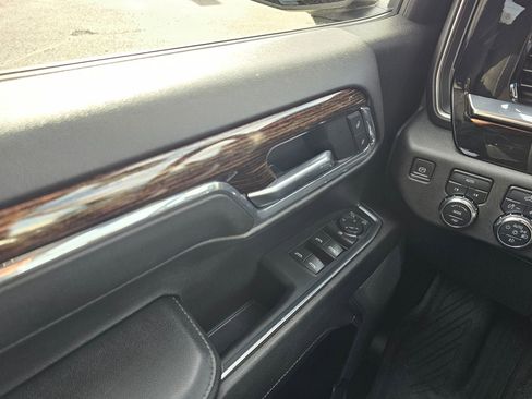 Used 2024 GMC Sierra 1500 Elevation w/ LPO, Elevation Black Package image 59