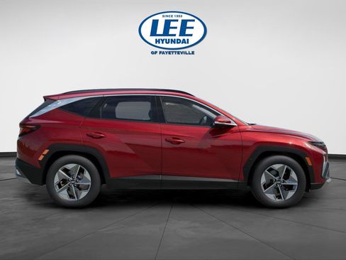 New 2026 Hyundai Tucson SEL image 2
