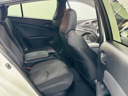 Used 2019 Toyota Prius Prime Plus w/ Carpet Mat Package FWD image 24