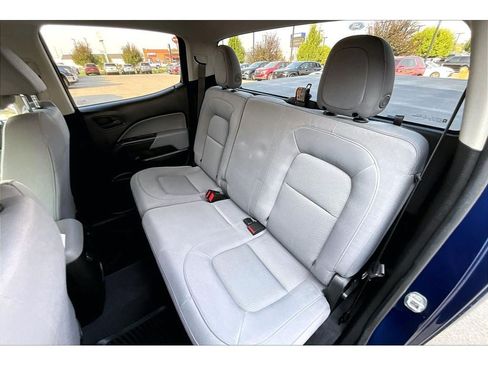Used 2019 Chevrolet Colorado W/T w/ WT Convenience Package RWD image 28