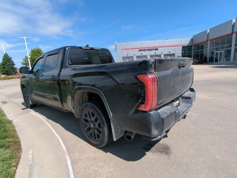 Used 2025 Toyota Tundra Platinum AWD/4WD image 6