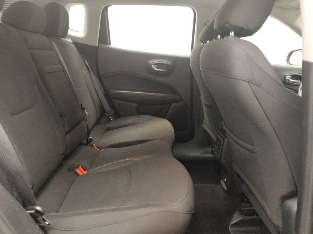 Used 2020 Jeep Compass Sport AWD/4WD image 19