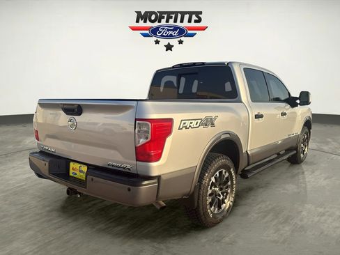 Used 2019 Nissan Titan PRO-4X w/ Pro-4x Convenience Package image 5