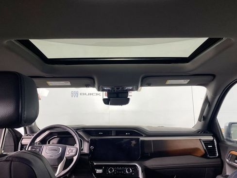 Used 2022 GMC Sierra 1500 Denali w/ Denali Reserve Package AWD/4WD image 21