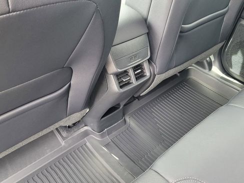 New 2026 Chevrolet Equinox LT w/ Convenience Package II FWD image 26