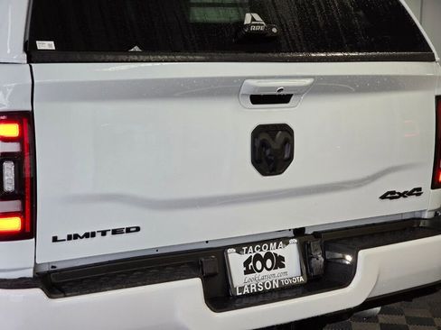 Used 2024 RAM 2500 Limited image 14