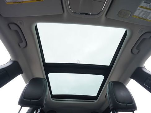 Used 2022 Jeep Cherokee Trailhawk w/ Sun, Sound & Nav Group image 11