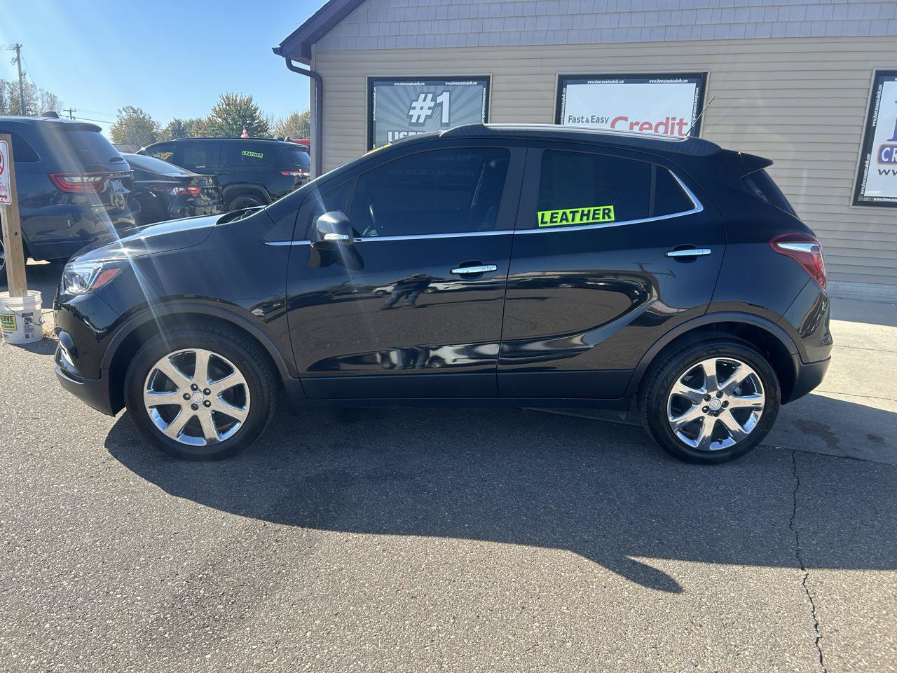 Used 2019 Buick Encore Essence w/ Experience Buick Package AWD/4WD image 8
