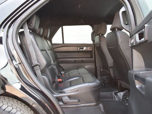 Used 2024 Ford Explorer 4WD Police Interceptor image 24