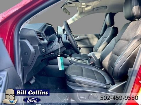 New 2024 Ford Escape SE image 9