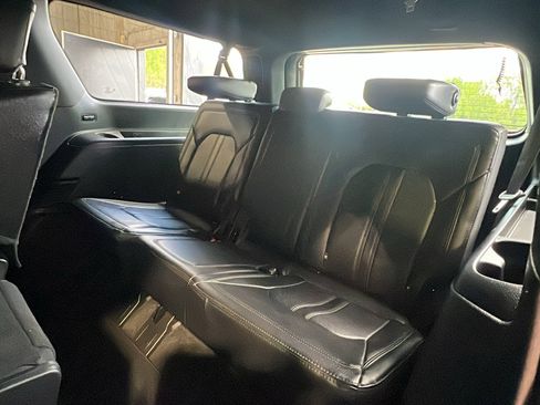 Used 2021 Ford Expedition Max Limited AWD/4WD image 13