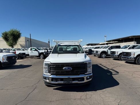New 2026 Ford F250 XL w/ XL Chrome Package image 6