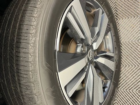 Used 2023 Nissan Rogue SL w/ SL Premium Package image 36