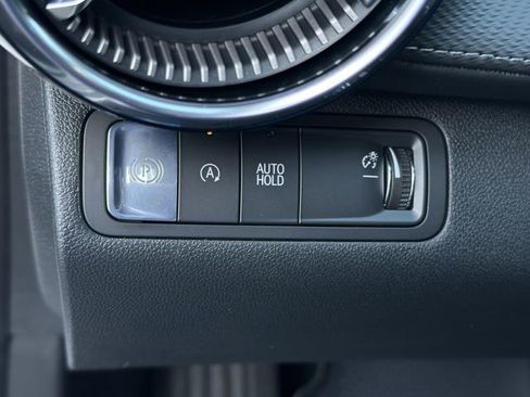 New 2026 Chevrolet Equinox LT image 17