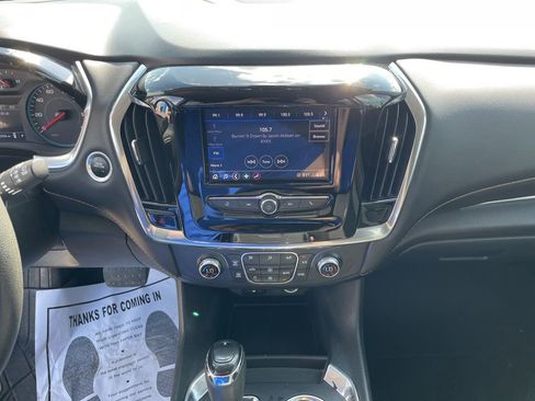 Used 2020 Chevrolet Traverse LS FWD image 17