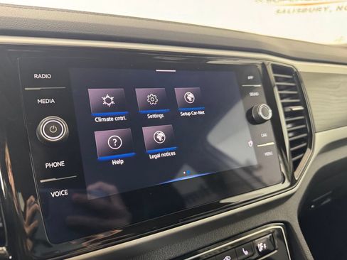 Used 2023 Volkswagen Atlas SE w/ Panoramic Sunroof Package FWD image 19