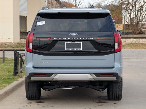 New 2025 Ford Expedition Platinum w/ Platinum Ultimate Package image 5