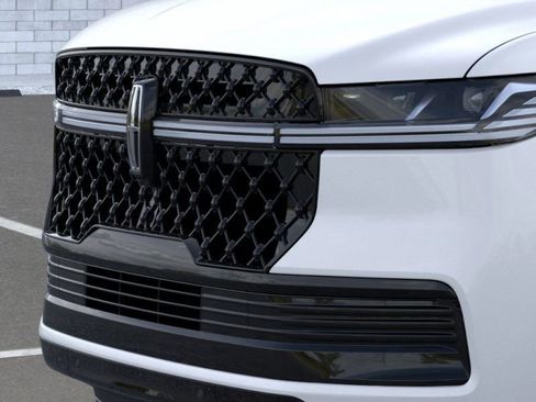 New 2026 Lincoln Navigator L Black Label image 17
