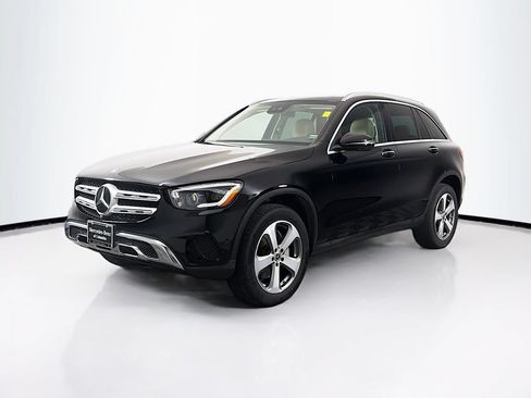 Certified 2022 Mercedes-Benz GLC 300 4MATIC image 3