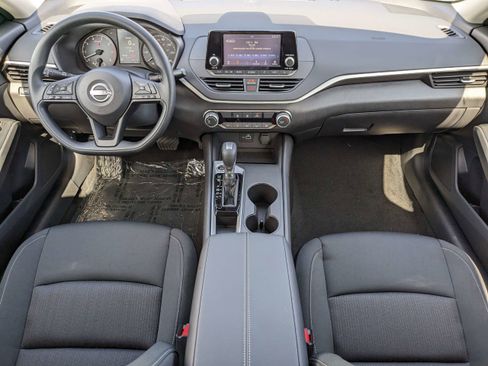 New 2025 Nissan Altima 2.5 S image 14