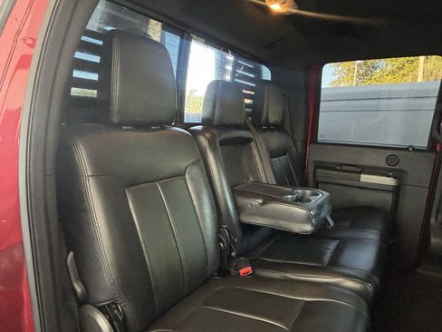 Used 2015 Ford F350 Lariat w/ Chrome Package image 27