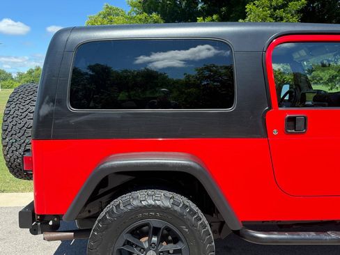 Used 2005 Jeep Wrangler Unlimited AWD/4WD image 40