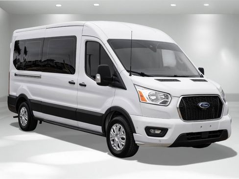 Used 2021 Ford Transit 350 XLT image 5