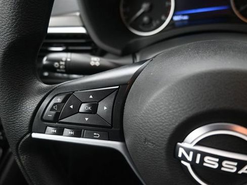 Used 2023 Nissan Altima 2.5 SV image 18