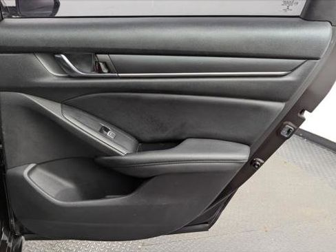Used 2021 Honda Accord LX image 19
