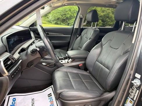 Used 2024 Kia Telluride SX w/ Towing Package AWD/4WD image 11