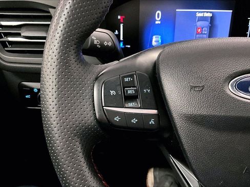 Used 2023 Ford Escape ST-Line image 17