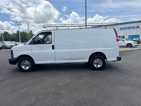 Used 2016 GMC Savana 2500 RWD image 18