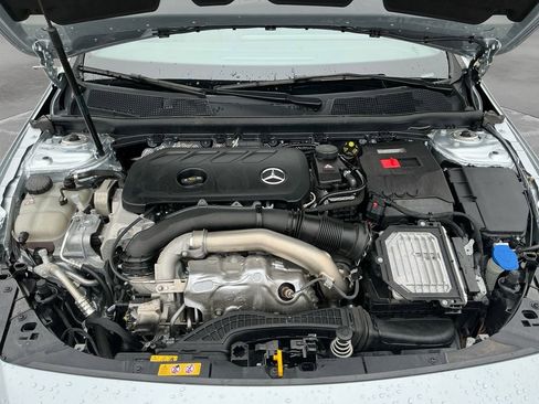 Used 2025 Mercedes-Benz CLA 250 4MATIC image 18