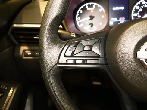 Used 2024 Nissan Altima 2.5 S image 8