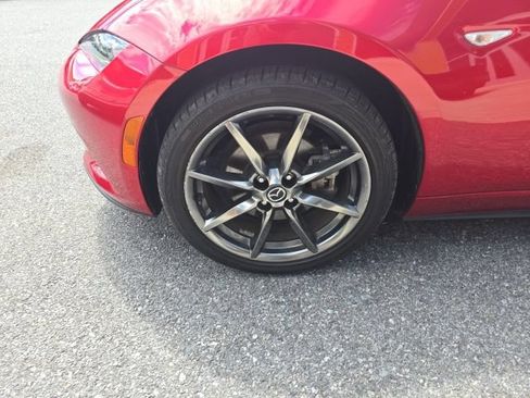 Used 2016 MAZDA MX-5 Miata Grand Touring RWD image 8
