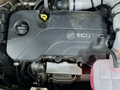 Used 2016 Buick Encore Sport Touring image 33