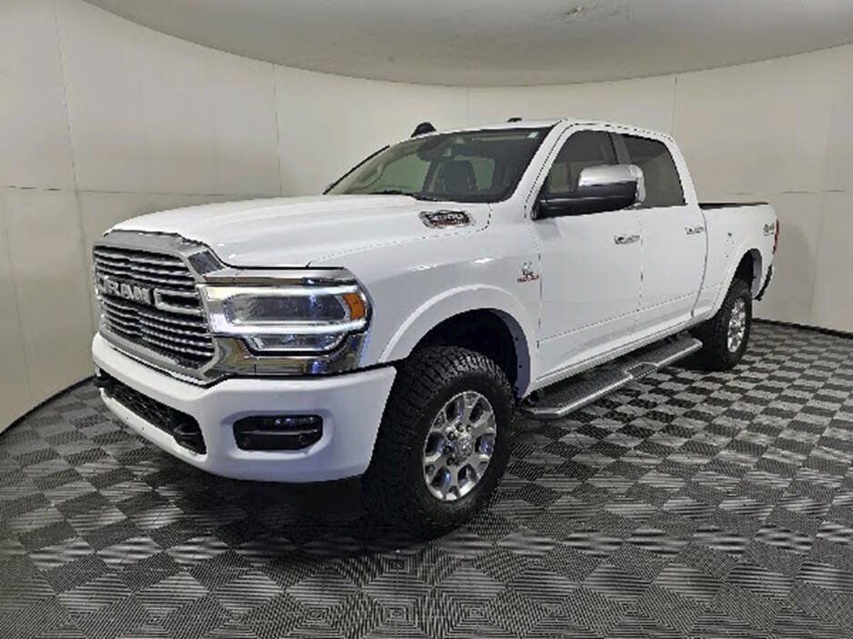 Used 2022 RAM 2500 Laramie AWD/4WD image 3