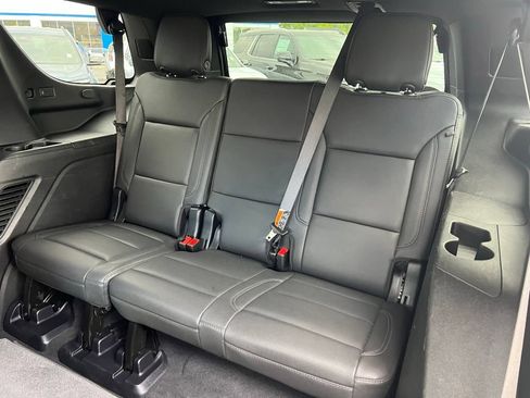 Used 2025 Chevrolet Tahoe LT AWD/4WD image 28