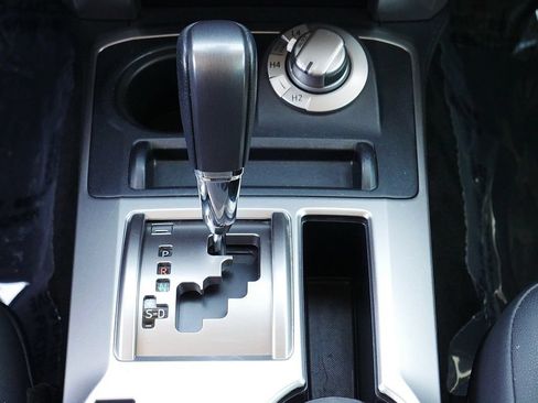 Used 2020 Toyota 4Runner SR5 Premium w/ Moonroof Package AWD/4WD image 23