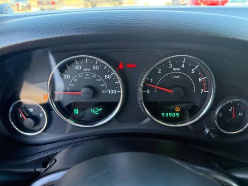 Used 2011 Jeep Wrangler Sport image 10