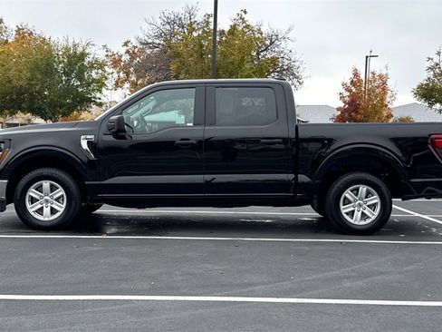 Used 2025 Ford F150 XLT image 12