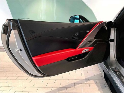 Used 2018 Chevrolet Corvette Grand Sport RWD image 26