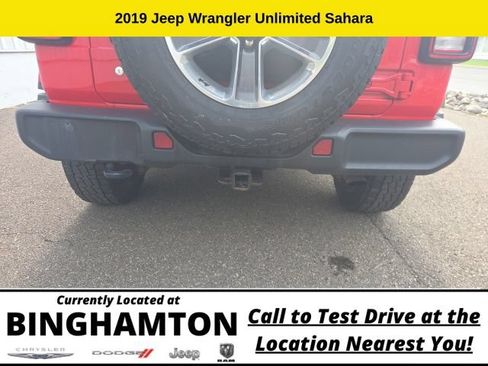 Used 2019 Jeep Wrangler Unlimited Sahara AWD/4WD image 6