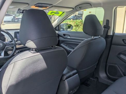 Used 2025 Nissan Altima 2.5 SV image 26