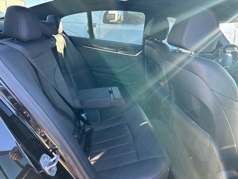 Used 2023 BMW 530i w/ Convenience Package image 24